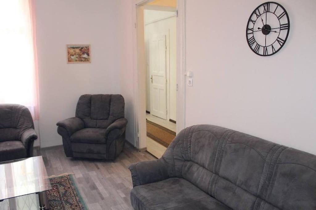 Szeged Apartment Luaran gambar