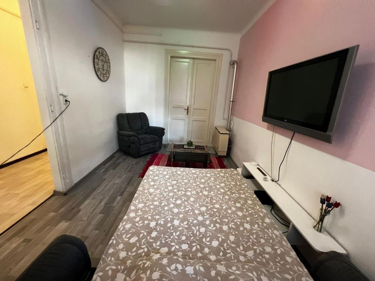 Szeged Apartment Luaran gambar